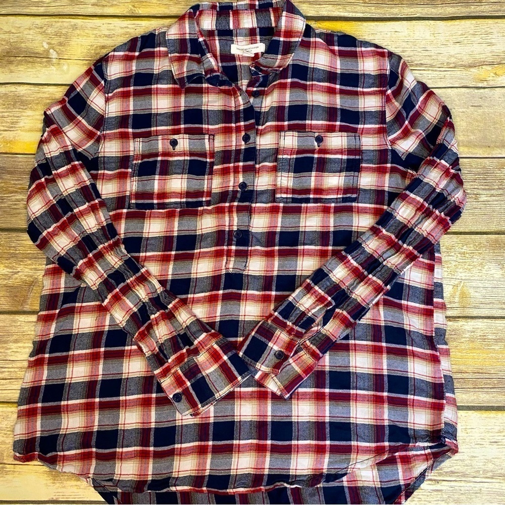 beach lunch lounge Red/white/blue Plaid 3/4 Button Up Long‎ Sleeve Top Size S